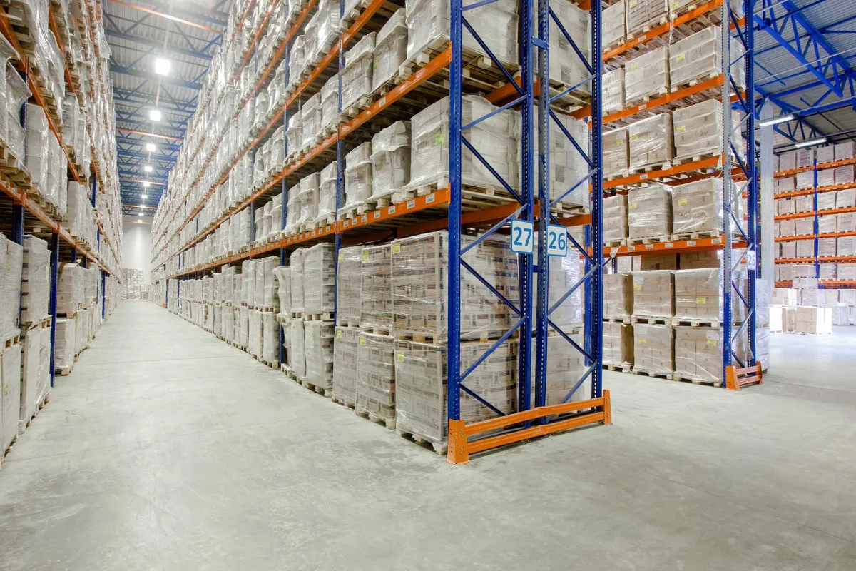 The Complete Guide to Specialized Storage in Saudi Arabia: Fashion, Events, and Cleaning Supplies
